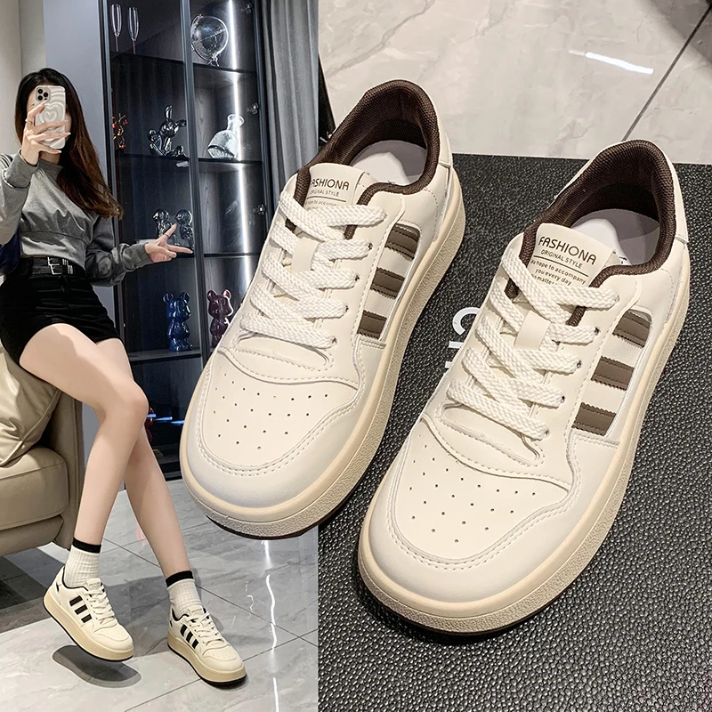 Корейската версия на малки бели обувки, ежедневни дамски обувки 2023 г., нов студентски спортни обувки, маратонки, дамски обувки Mary Jane