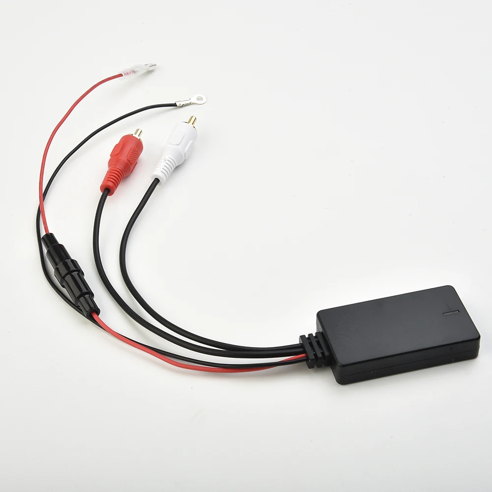 Авто безжичен модул приемник Син Зъб V5.0 Музикално радио Стерео Аудио Кабел Адаптер Конектор 2RCA Музикален кабел-адаптер AUX
