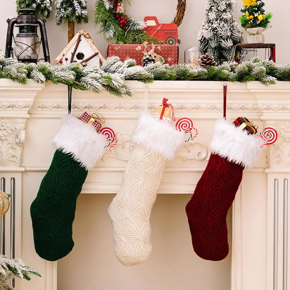 Декор на Коледните отглеждане Ръчно изработени Бяло Плюшено Коледно Вязаный отглеждане на Многократно използване на Коледна Елха, Висящи Подарък пакет Чорап за празника