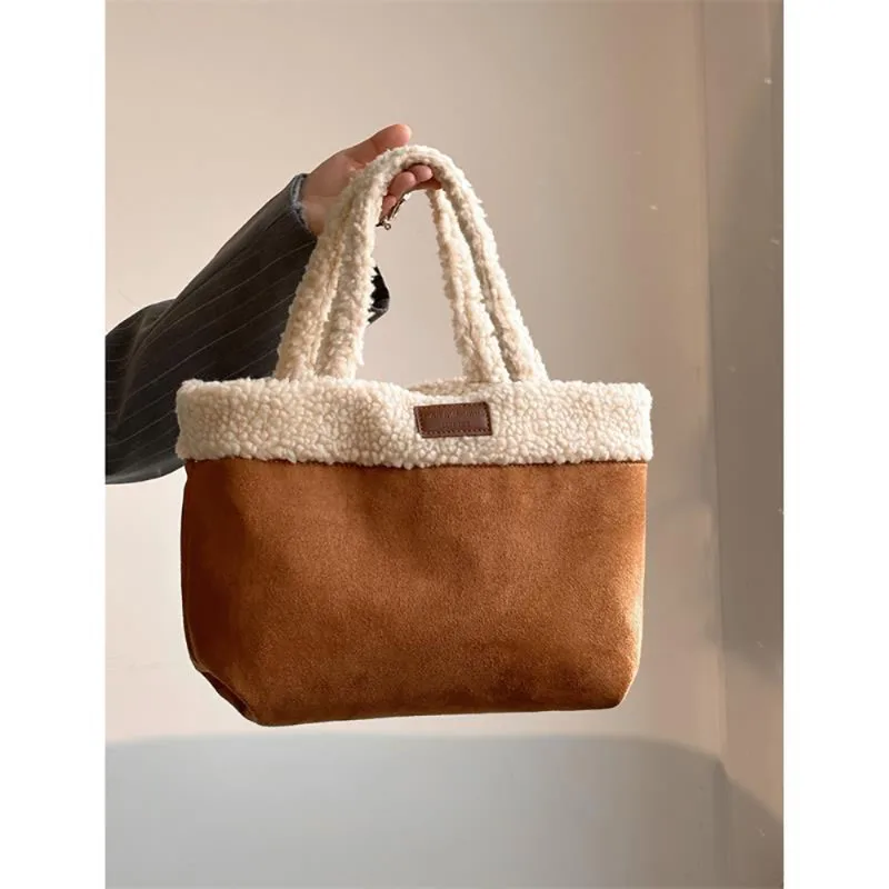 Корейската чанта от нишевой овча вълна от изкуствен велур, благородна текстурная плюшен двустранен преносим чанта-кофа, популярна Зимна нова чанта-тоут