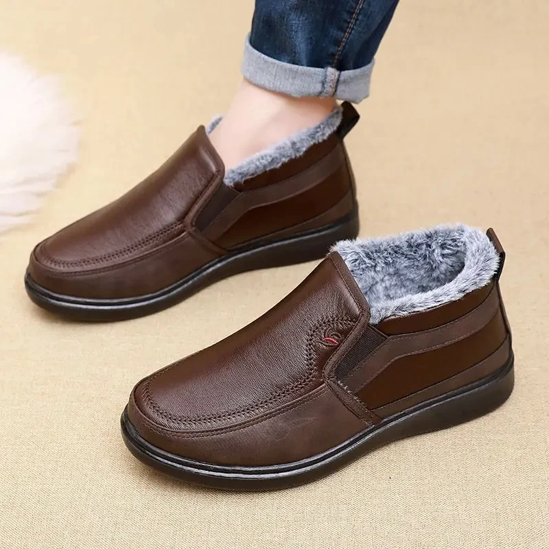 Модни топло мъжки зимни обувки обувки за ски обувки от изкуствена кожа с кожа подплата мъжки плюшени обувки на равна подметка за по-възрастните хора водоустойчив обувки със среден покрив