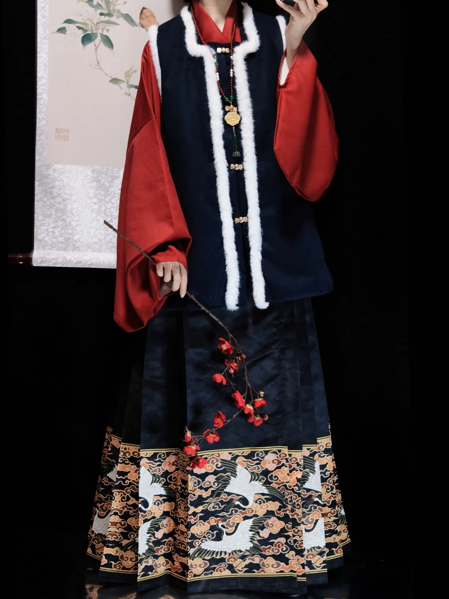 Оригиналната китайска дамски къс стеганая яке Hanfu с пола под формата на конски муцуни, есенно-зимна костюм, коледна дрехи, Препоръчителна облекло