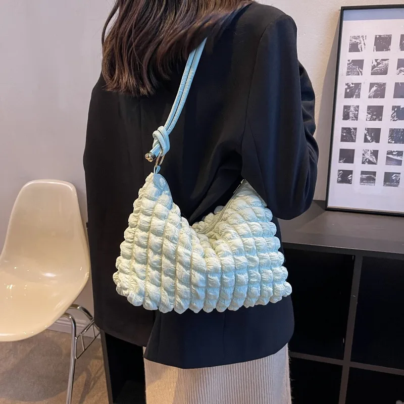 Популярната дамска чанта Cloud Bubble, нова стилна чанта за подмишниците, с добра консистенция, ежедневни и лека модерна чанта през рамо