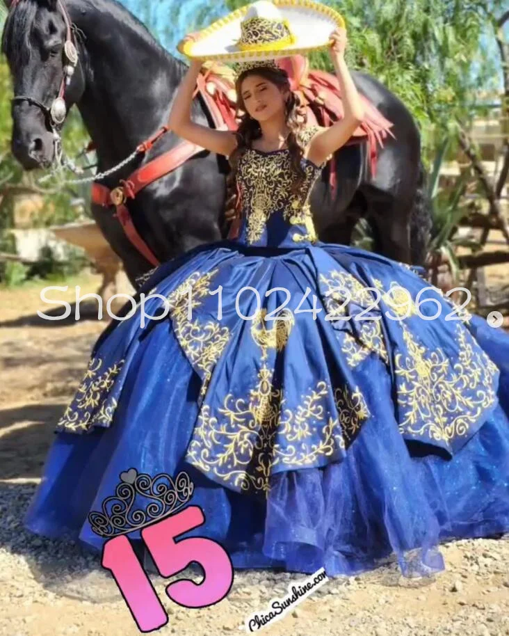 Тъмно сини Мексикански рокли Charro Quinceanera с открити рамене, Корсет Bustle, Златна бродерия, Princes Sweet 15, vestido formatura azul